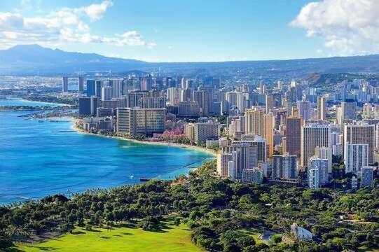 Sleek & Modern 32Nd Floor Condo At The Waikiki Banyan - Free Parking! Condo Honolulu Exterior photo